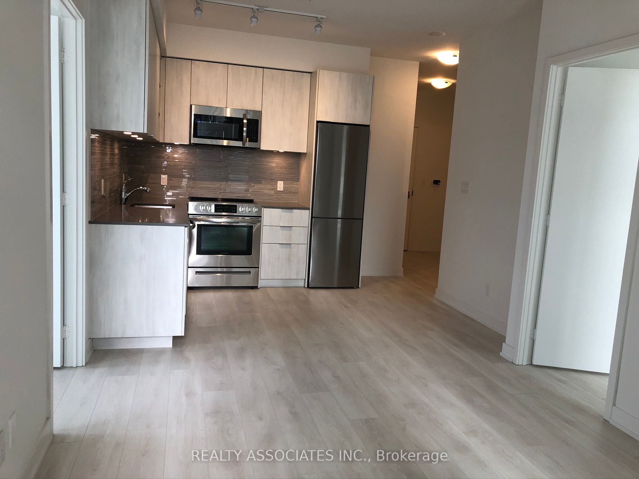 30 Ordnance Street 409