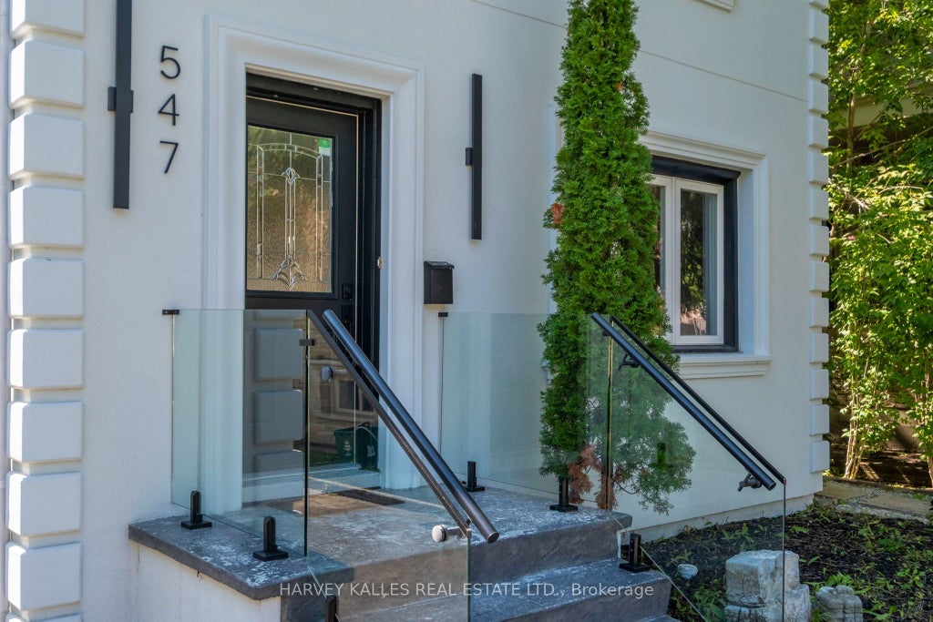 Photo of 547 Melrose Avenue, Toronto, ON M5M 2A4 (MLS # C13793344)