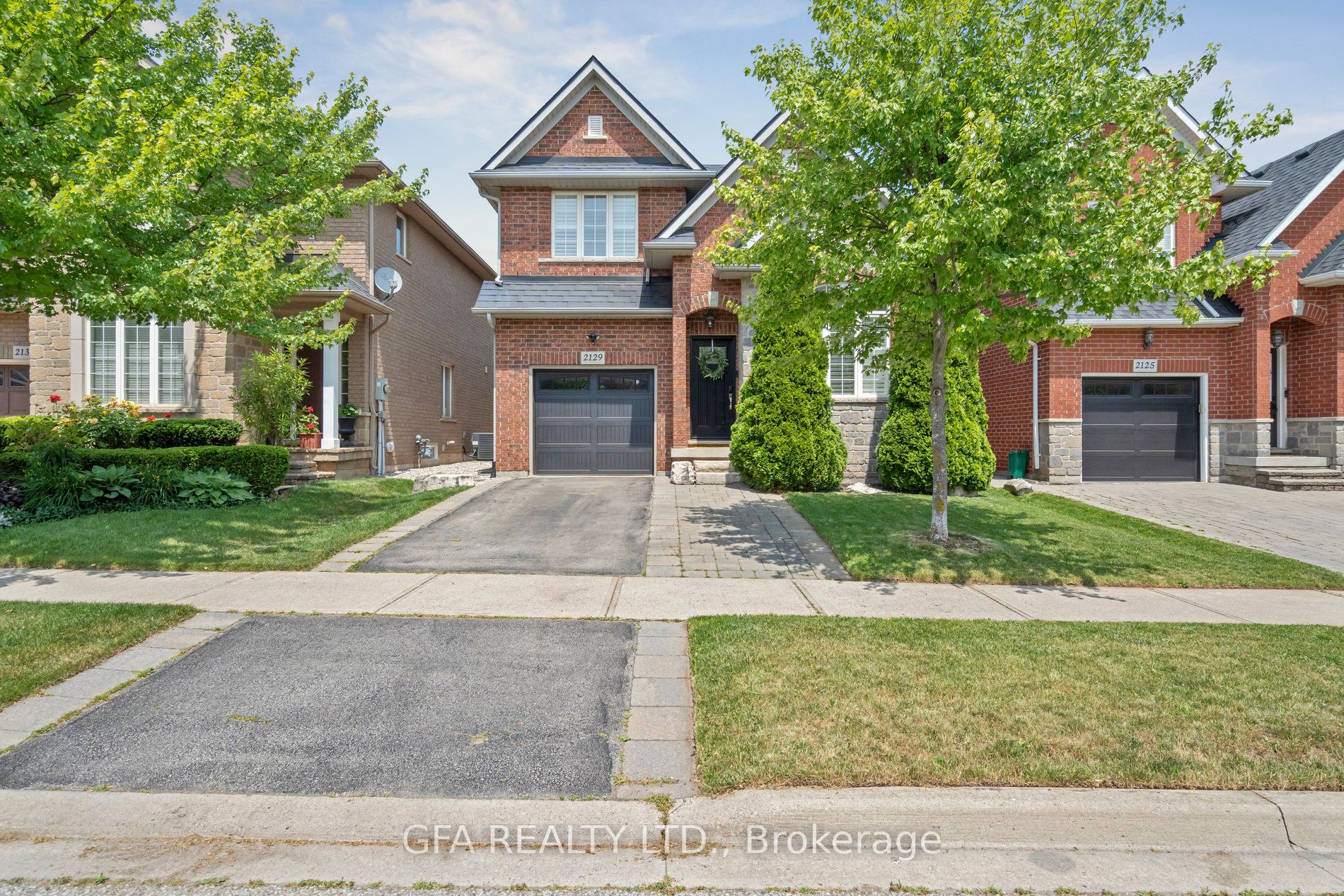 2129 Brookhaven Crescent