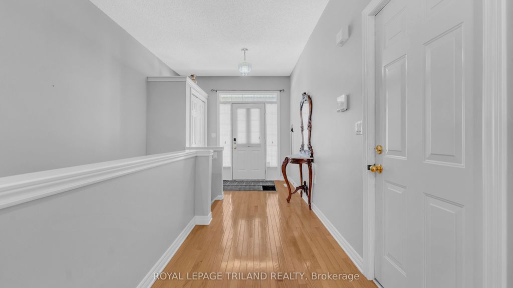Photo of 2025 Meadowgate Boulevard #153, London South, ON N6M 1K9 (MLS # X13453530)