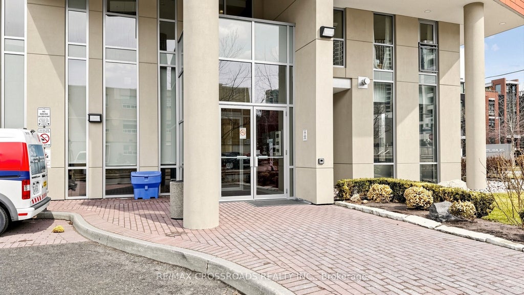 Photo of 30 Canterbury Place #606, Toronto, ON M2N 0B9 (MLS # C13934958)