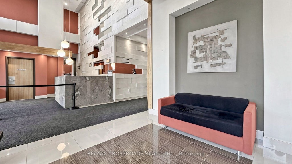 Photo of 30 Canterbury Place #606, Toronto, ON M2N 0B9 (MLS # C13934958)