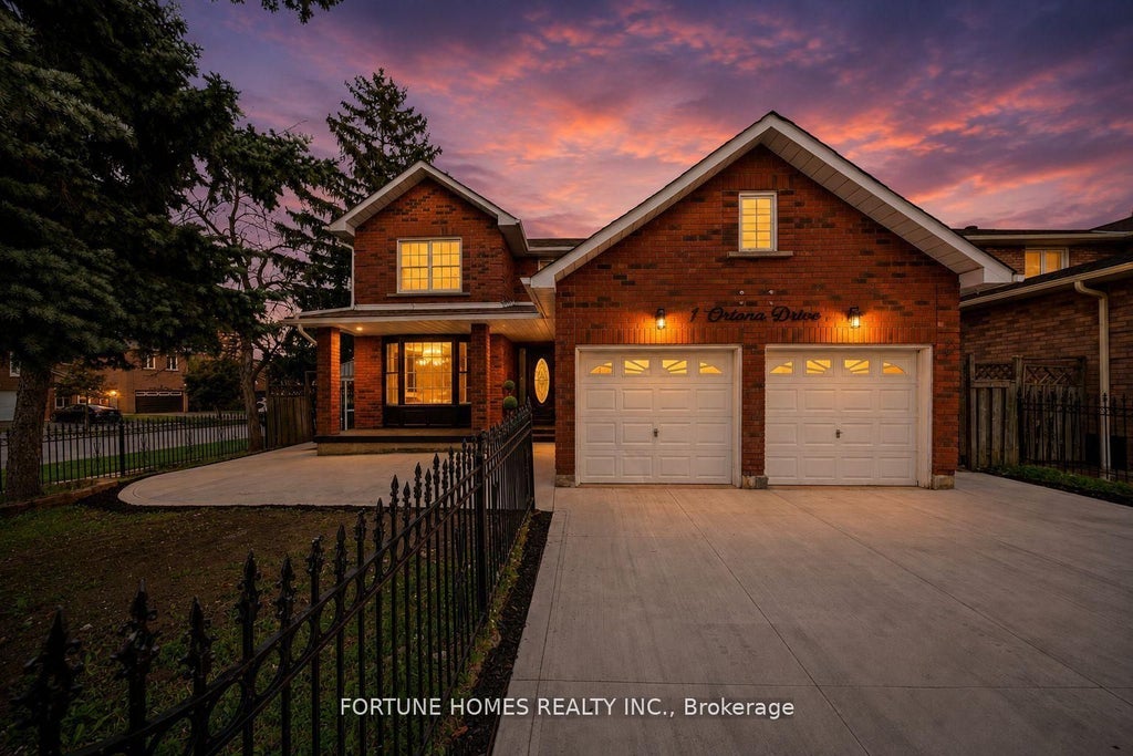 Photo of 1 Ortona Drive, Brampton, ON L6Y 3C9 (MLS # W14115014)