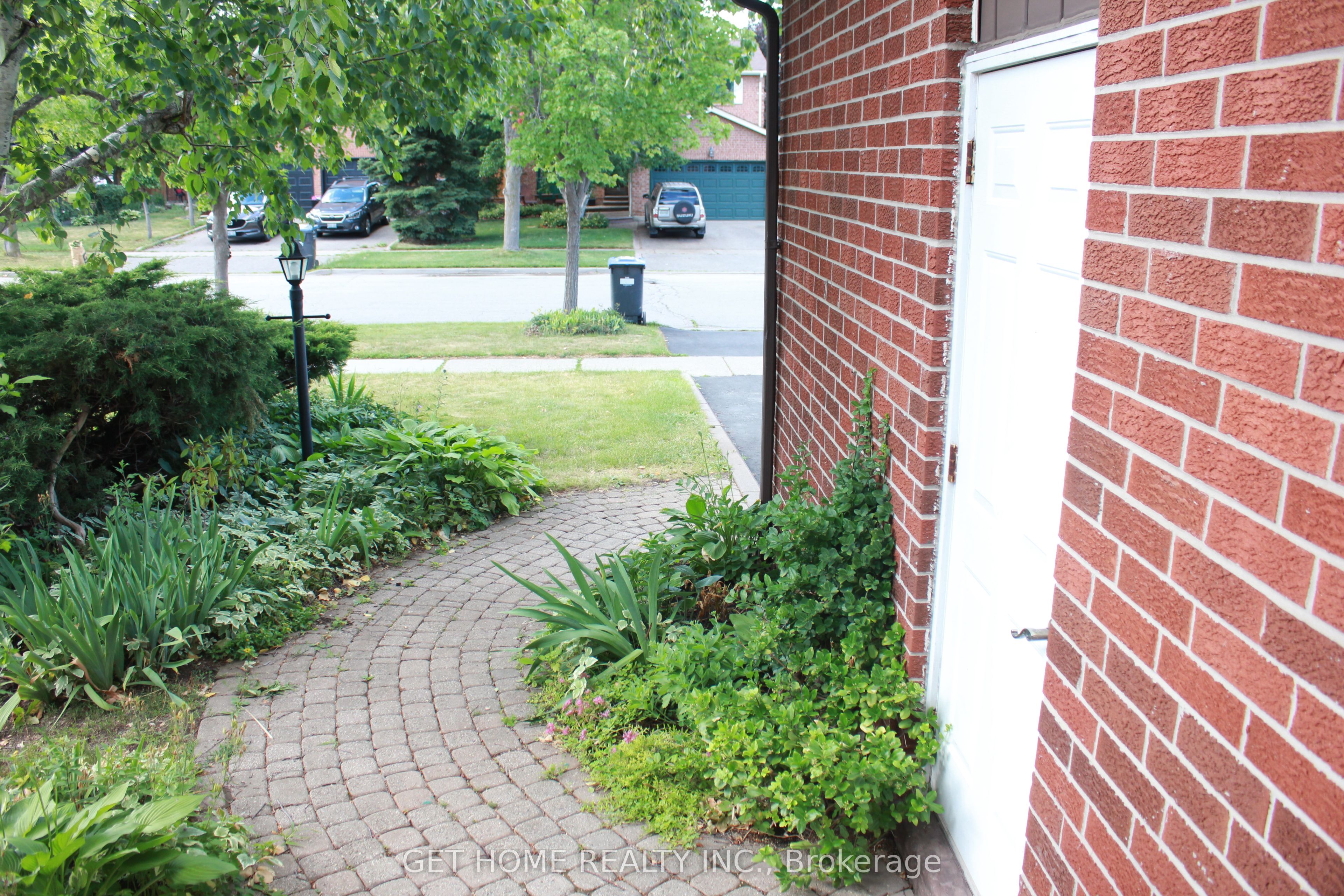 32 Torrance Woods N/A