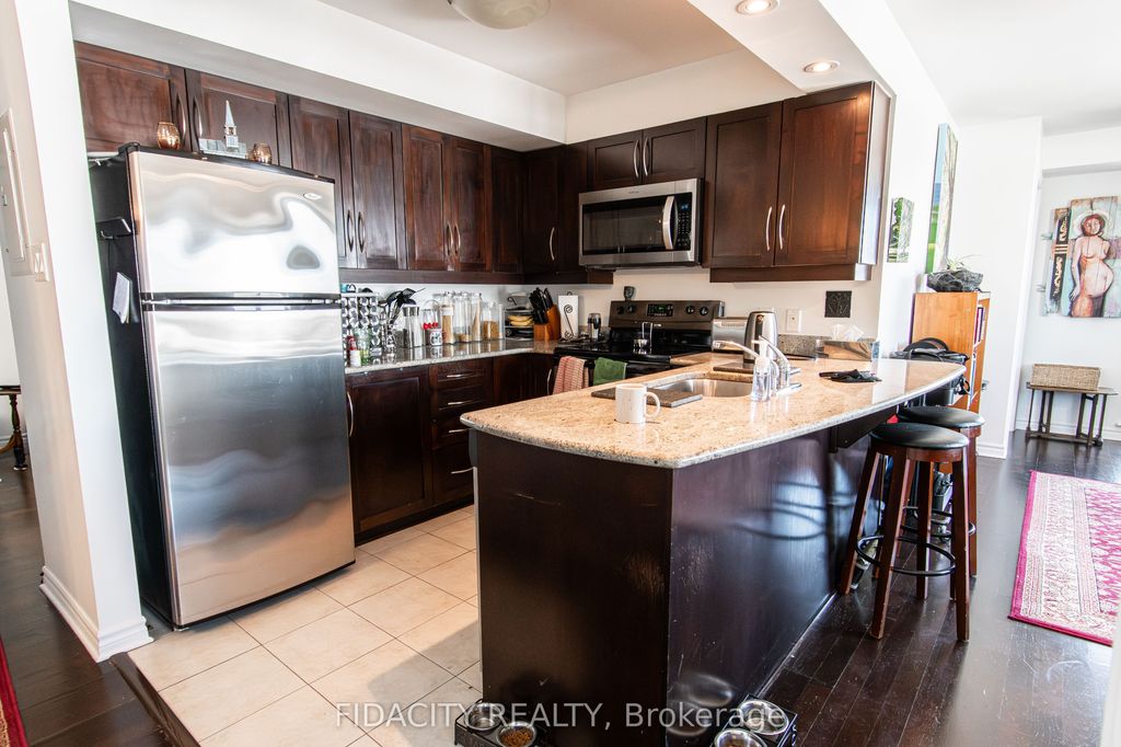 Photo of 314 Central Park Drive #907, Carlington - Central Park, ON K2C 0R2 (MLS # X12832068)