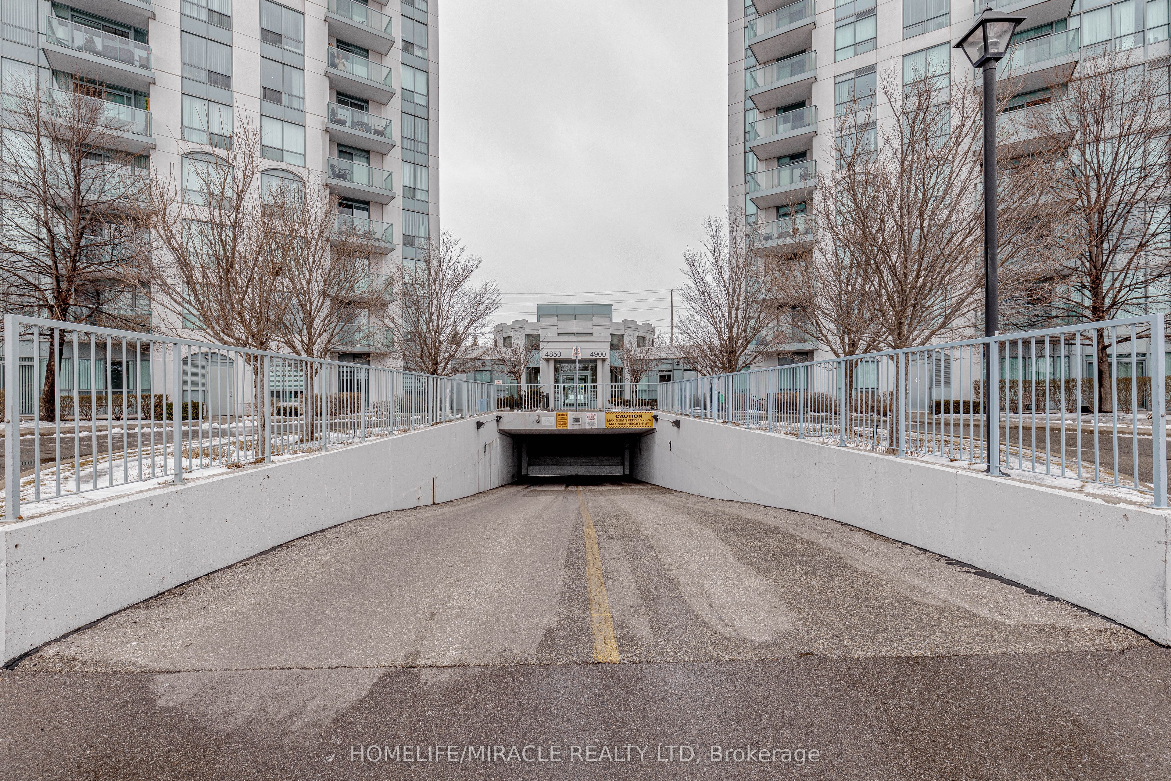 4850 Glen Erin Drive 1403