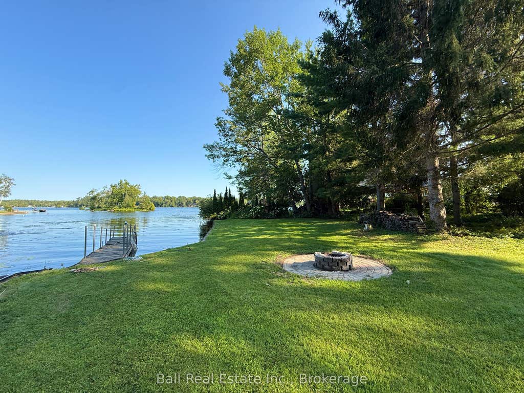 Photo of 116 Mystic Point Road, Trent Lakes, ON K0L 1J0 (MLS # X13645200)