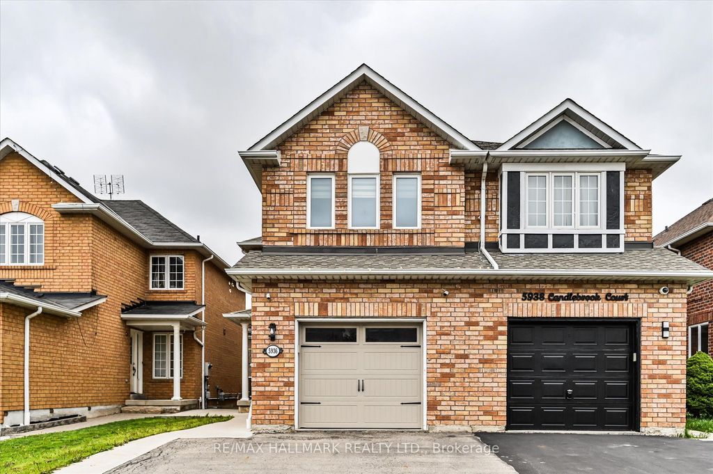 Photo of 5936 Candlebrook Court, Mississauga, ON L5V 2V5 (MLS # W13158870)