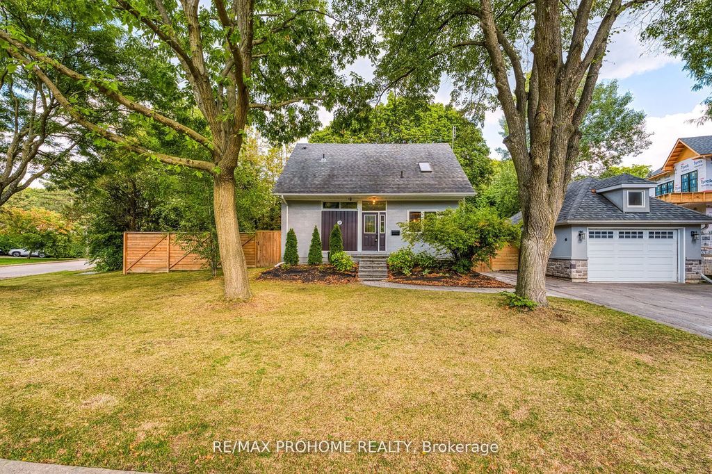 Photo of 39 Addison Crescent, Toronto, ON M3B 1K7 (MLS # C12423087)
