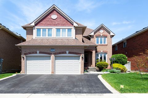 3295 Bloomfield Drive Mississauga ON L5N 6X7