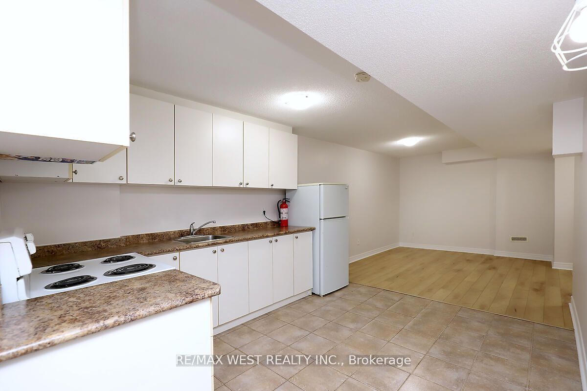 5453 Festival Drive Bsmt