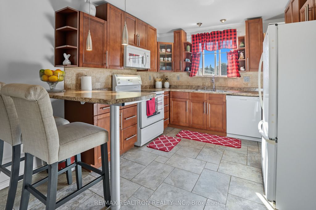 Photo of 19 Centennial Park Road #10, Toronto, ON M9C 4W8 (MLS # W12473923)