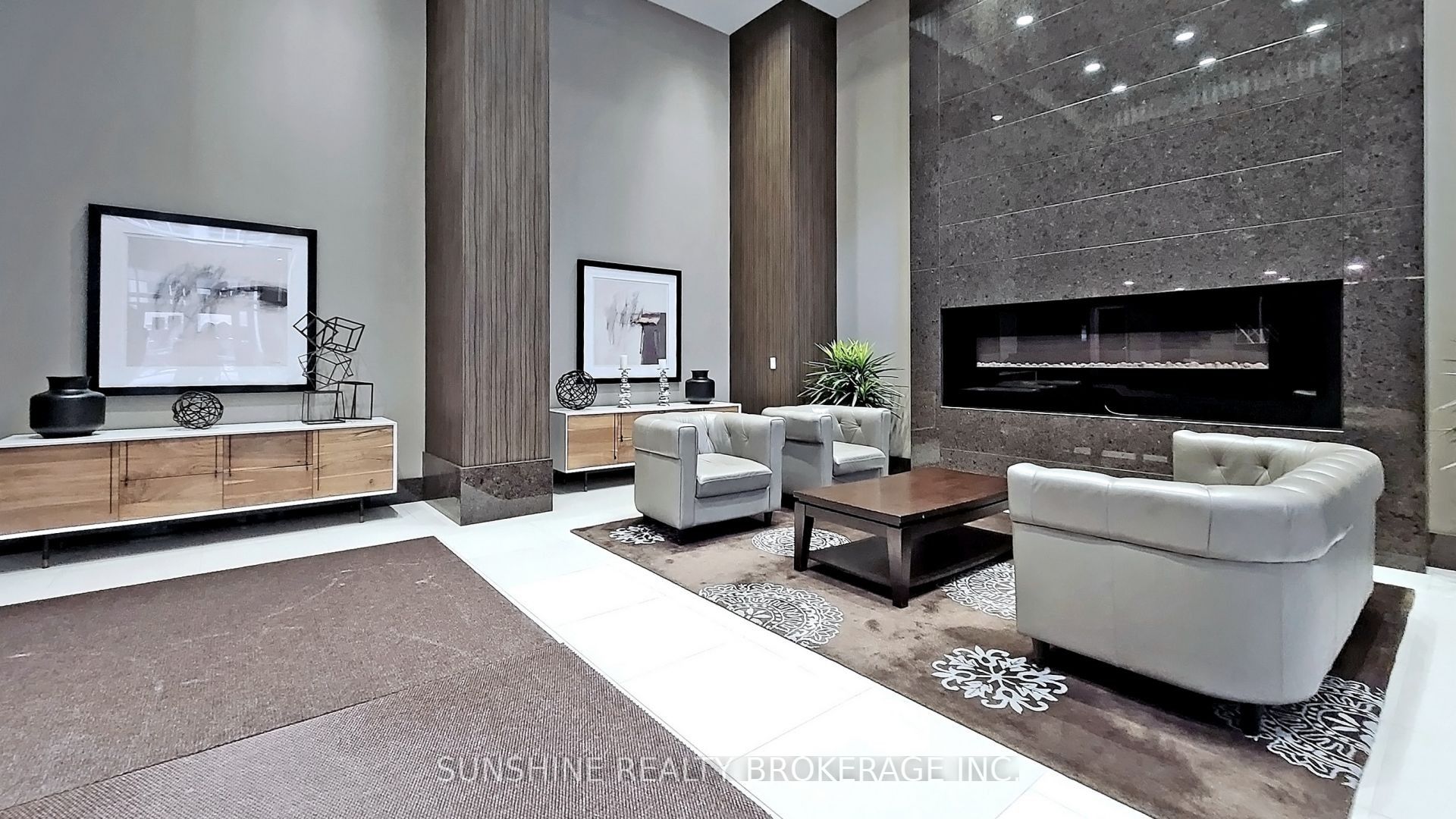 21 Grand Magazine Street W 215