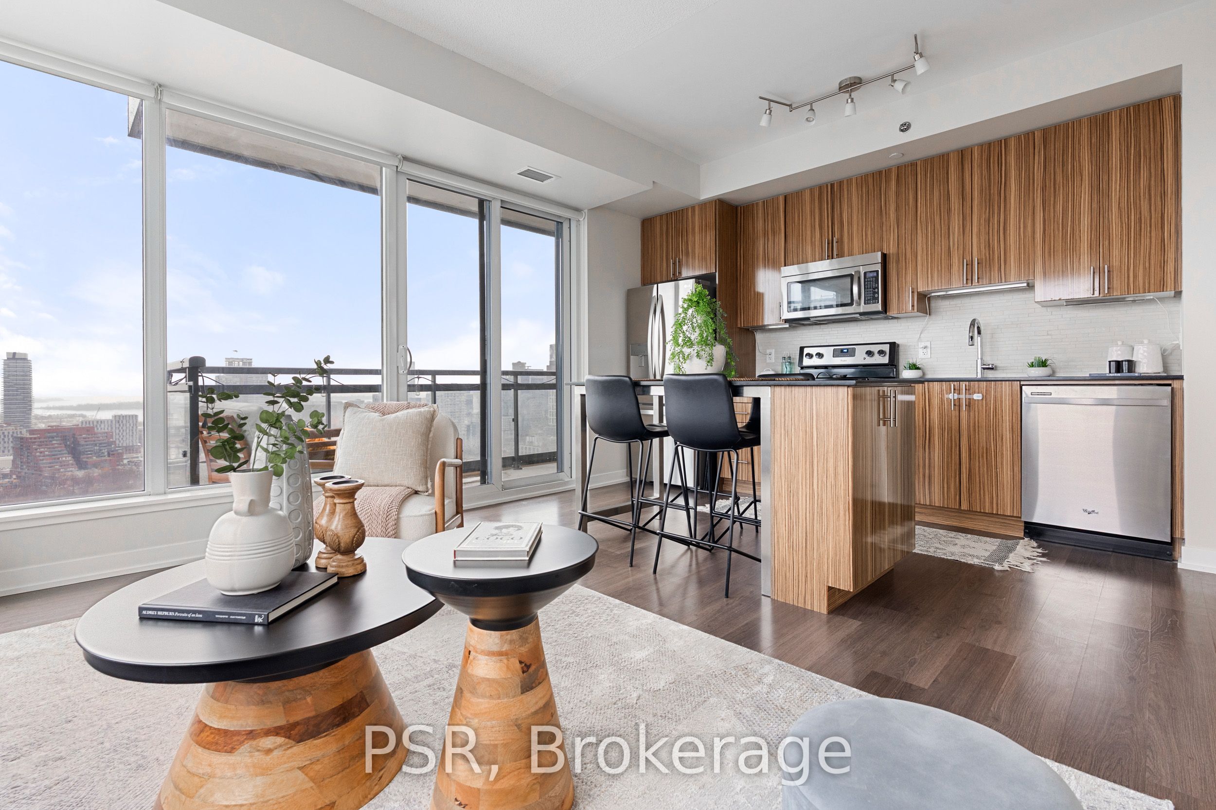 225 Sackville Street 2503