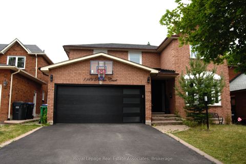 1949 Pimlico Court Mississauga ON L5M 3S3