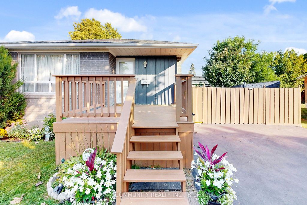 Photo of 855 Zator Avenue, Pickering, ON L1W 1Y2 (MLS # E12395529)