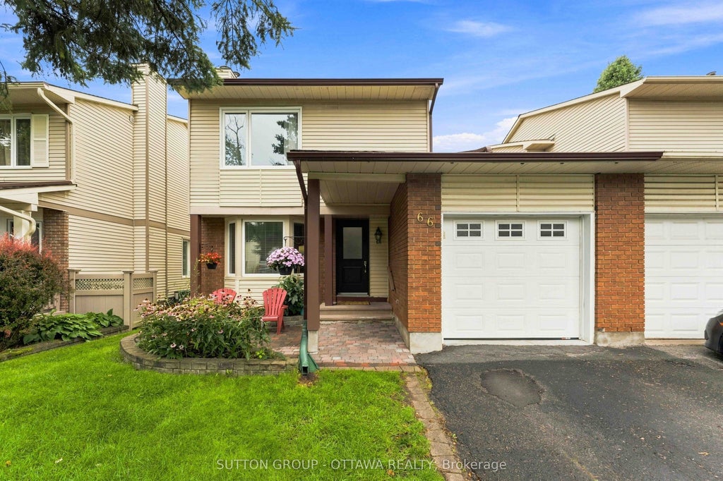 Photo of 66 FIELDGATE Drive, Barrhaven, ON K2J 1T9 (MLS # X13716002)