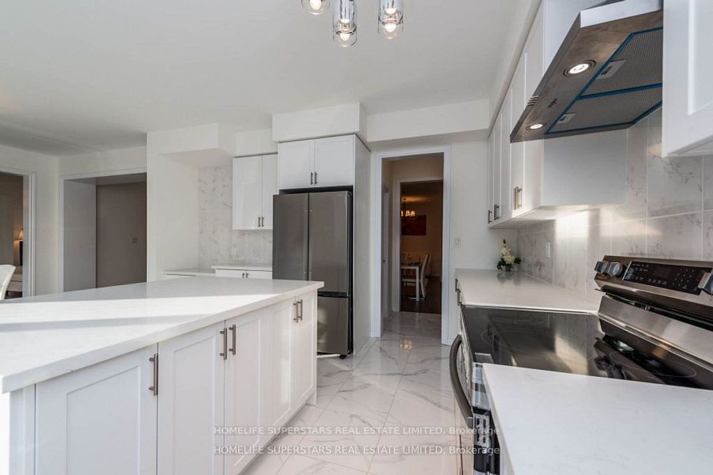 Photo of 1121 Cole Street, Innisfil, ON L9R 0R3 (MLS # N12802992)