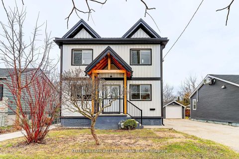 84 Foch Avenue 1 Toronto ON M8W 3X6