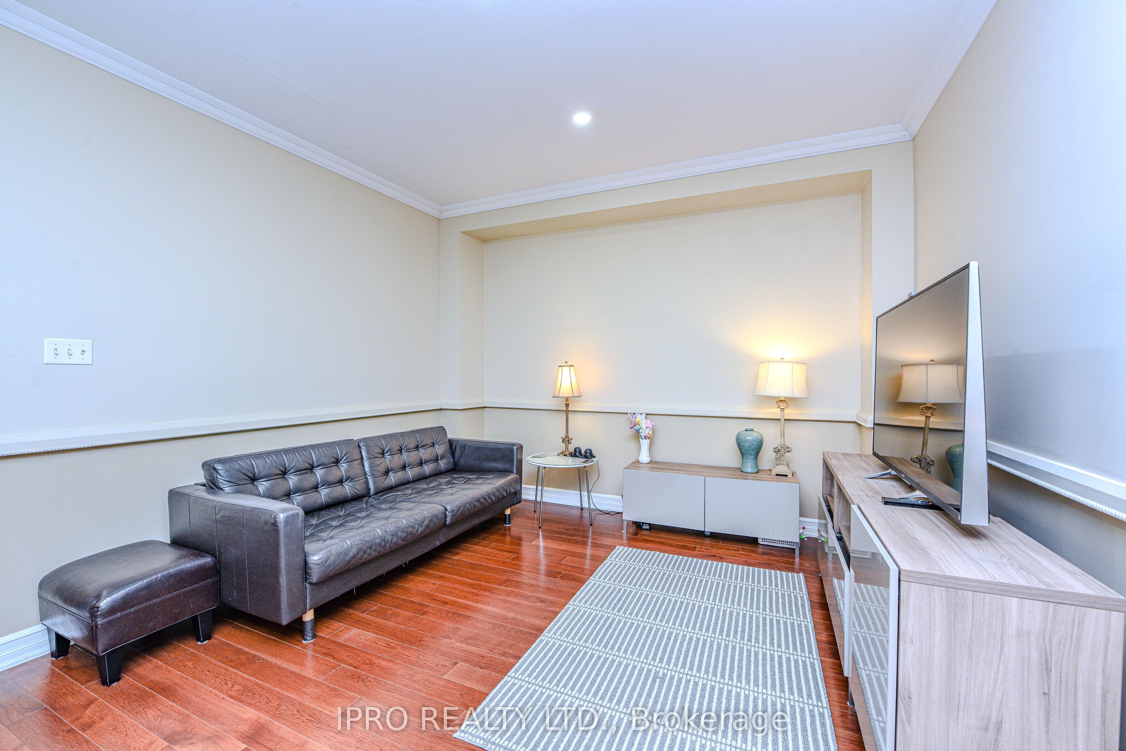 2377 Dalebrook Drive