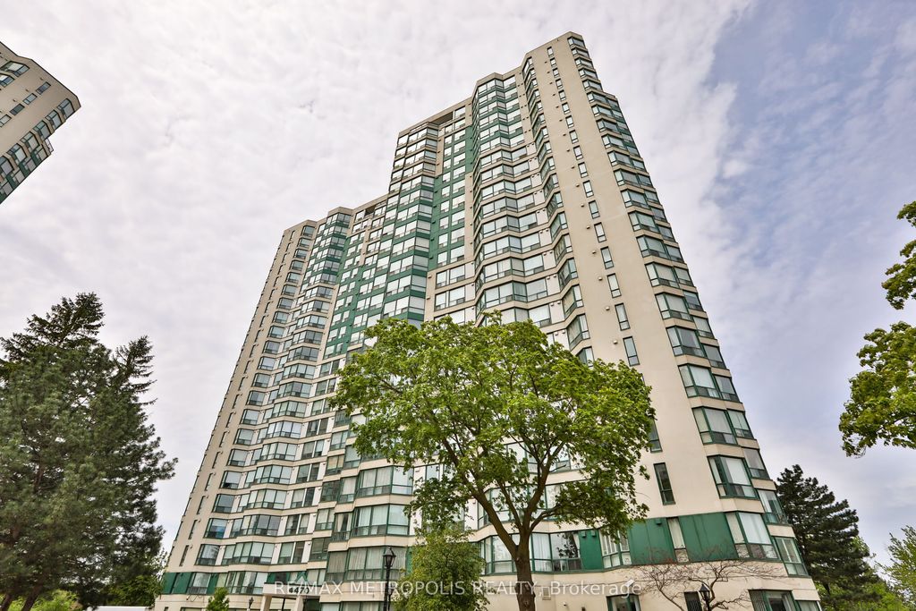 Photo of 4470 Tucana Court #711, Mississauga, ON L5R 3K8 (MLS # W13166796)
