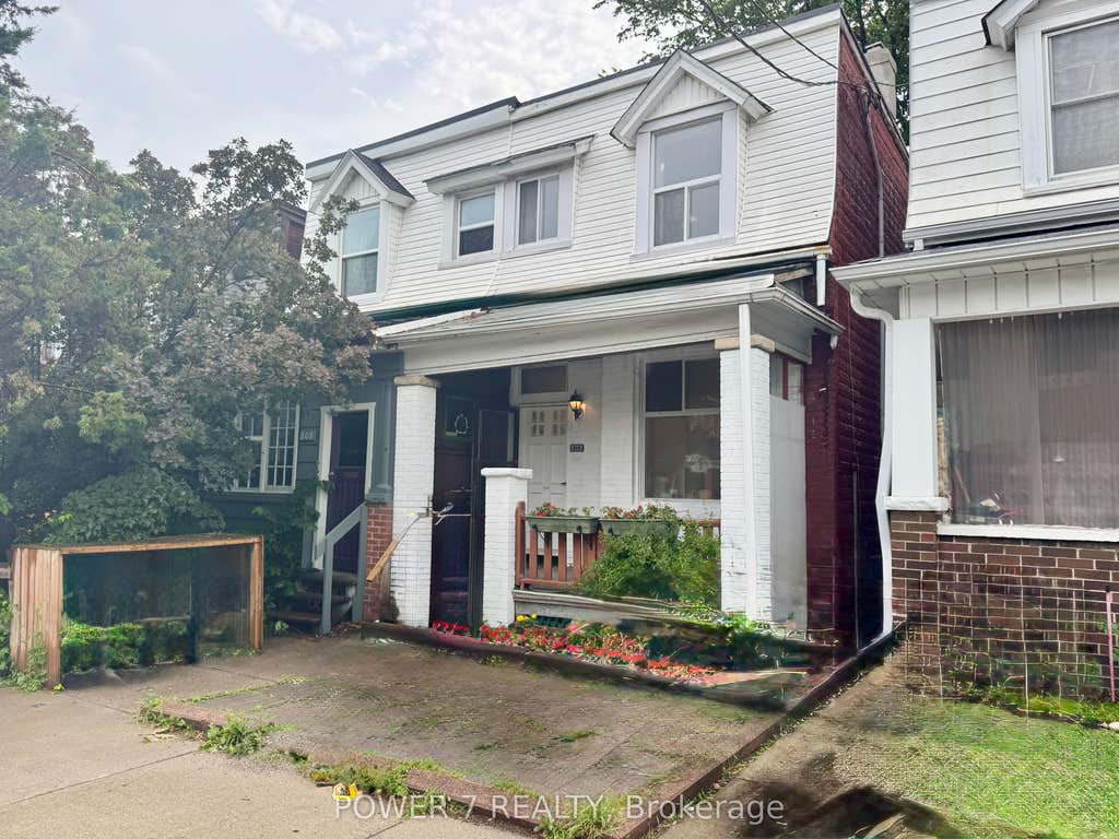 Photo of 810 Ossington Avenue, Toronto, ON M6G 3V1 (MLS # W13647362)