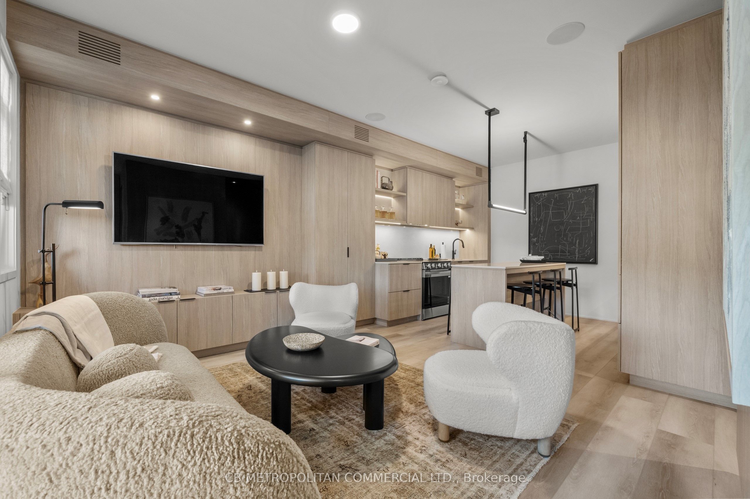 37 Charleston Way 50