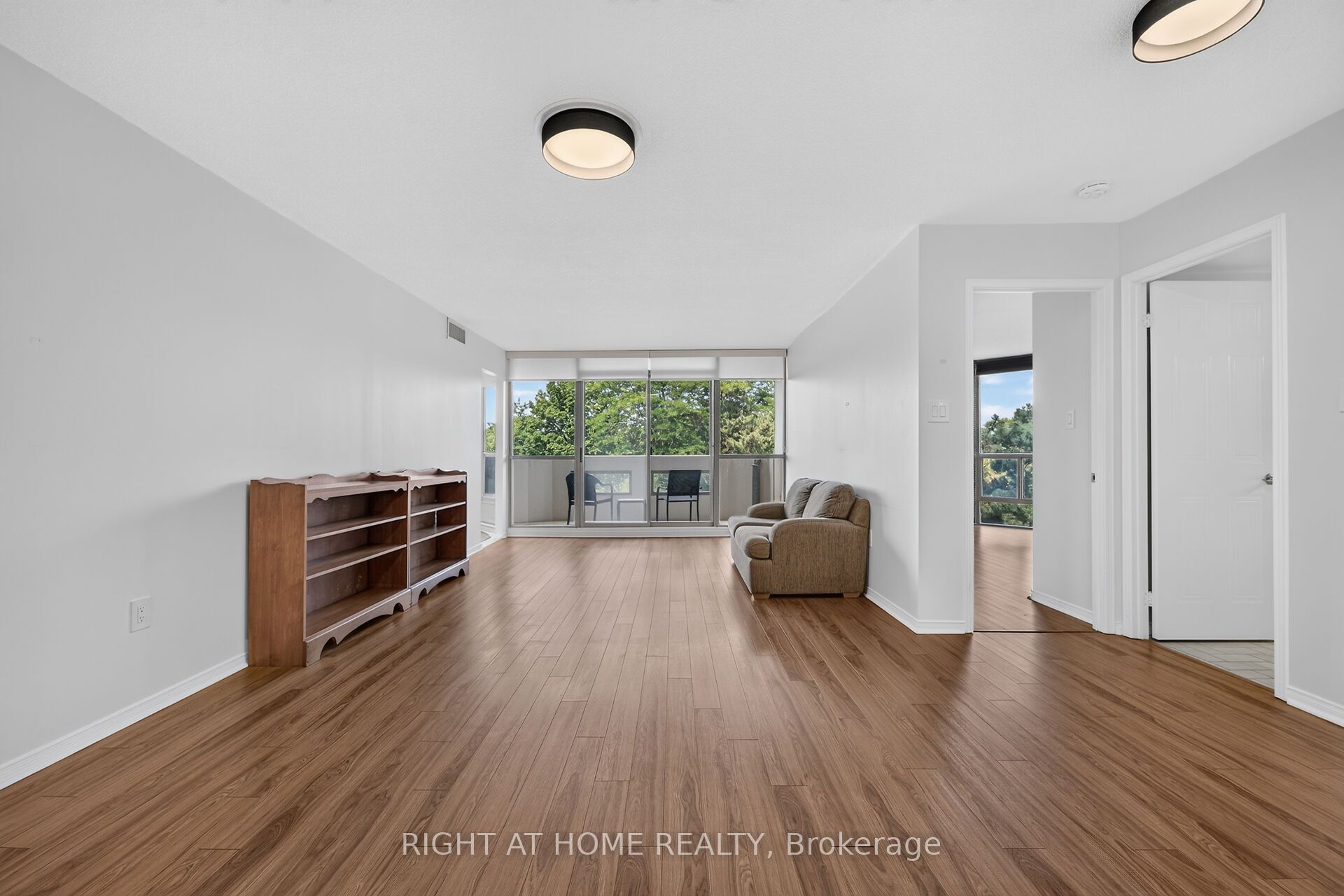 5080 Pinedale Avenue 306