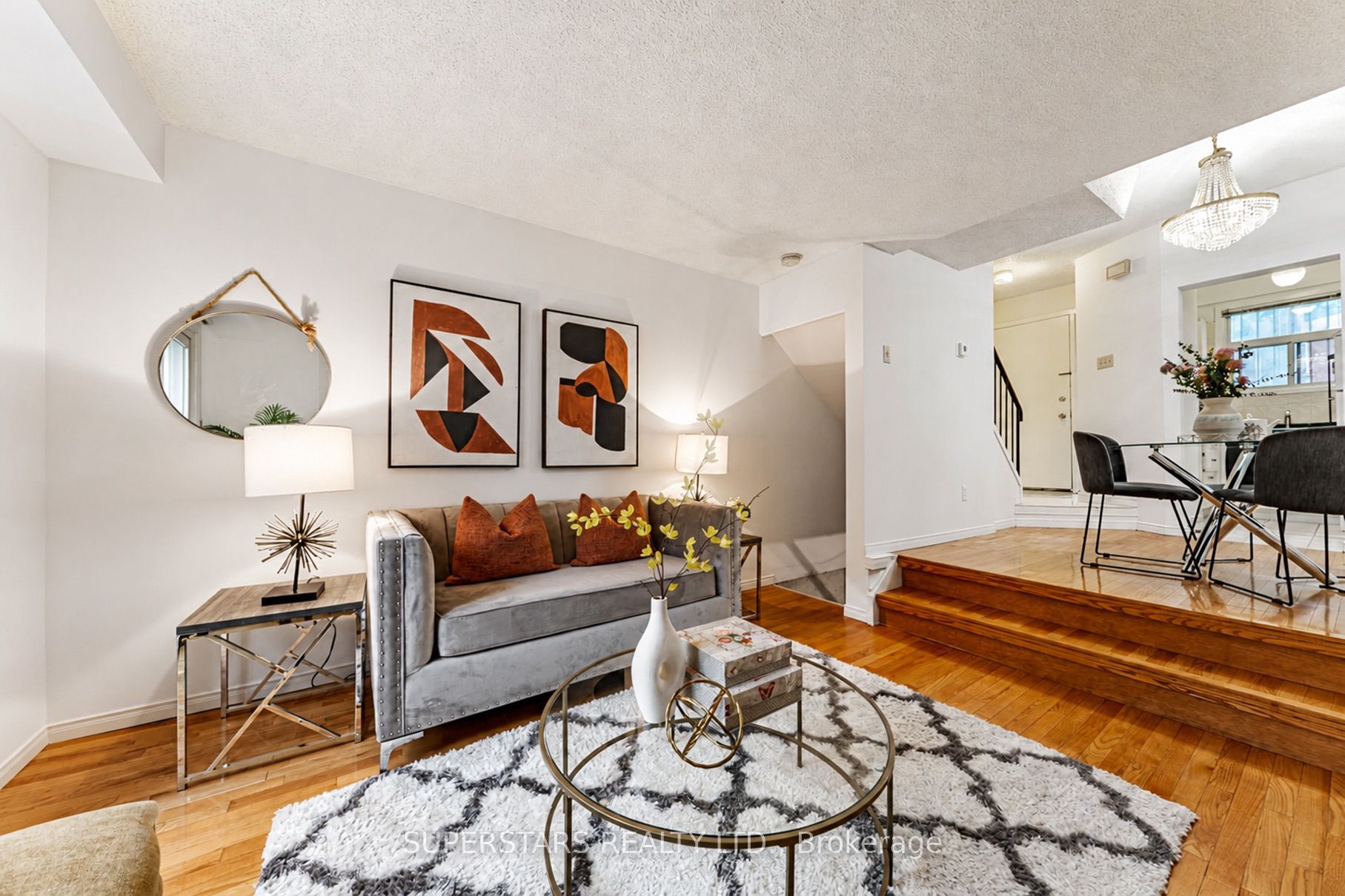 275 Broadview Avenue 10