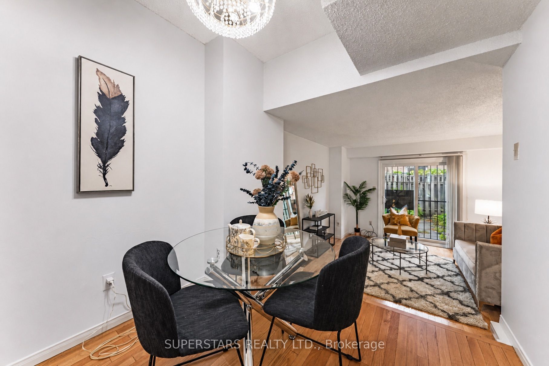 275 Broadview Avenue 10