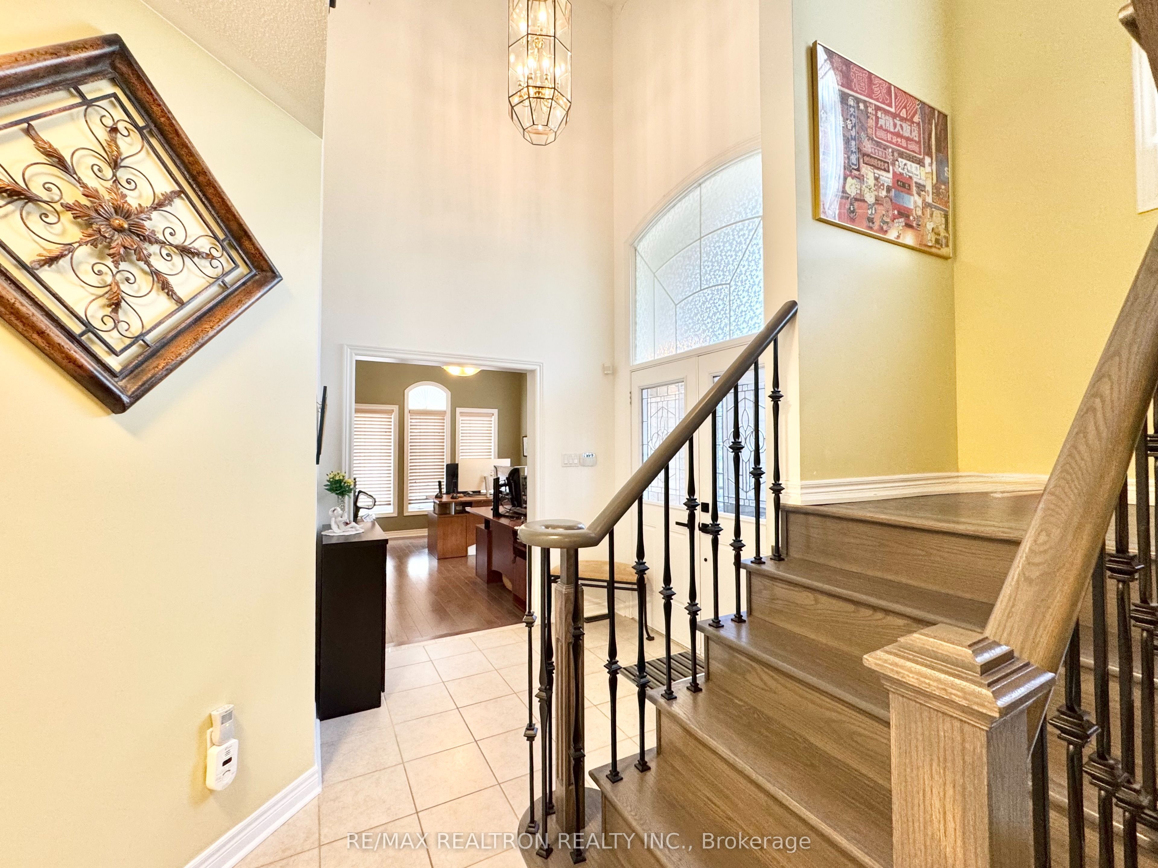 2 Redmond Drive
