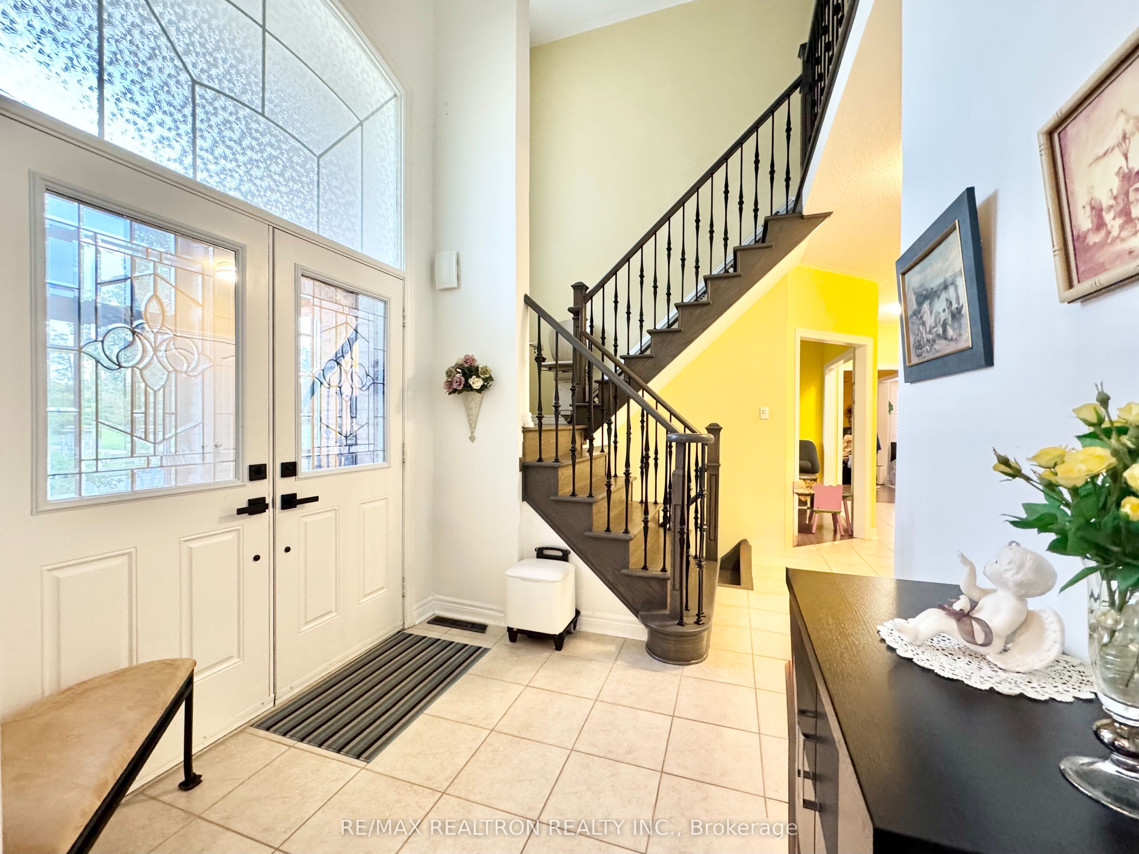 2 Redmond Drive