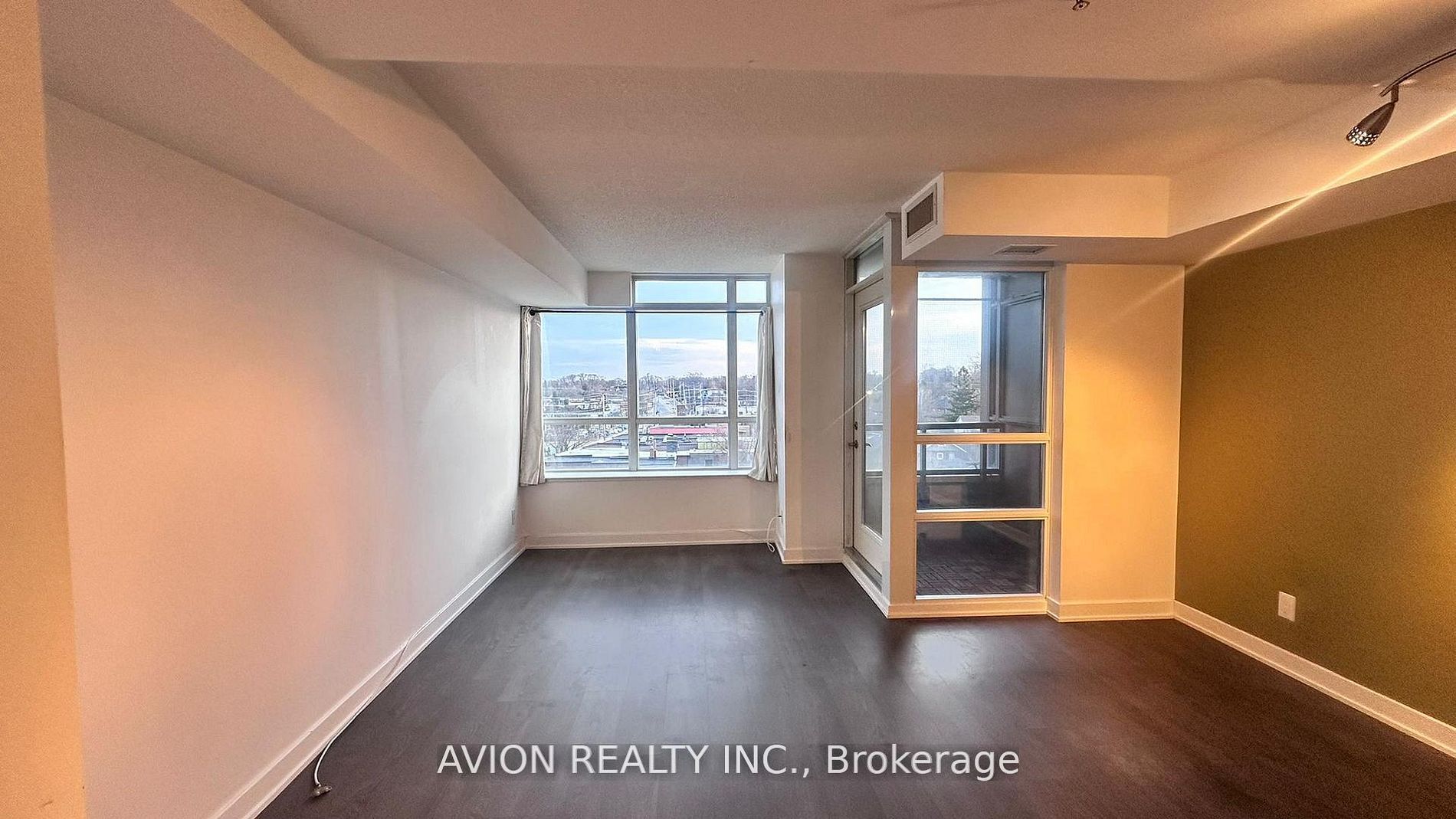 11 Superior Avenue 611