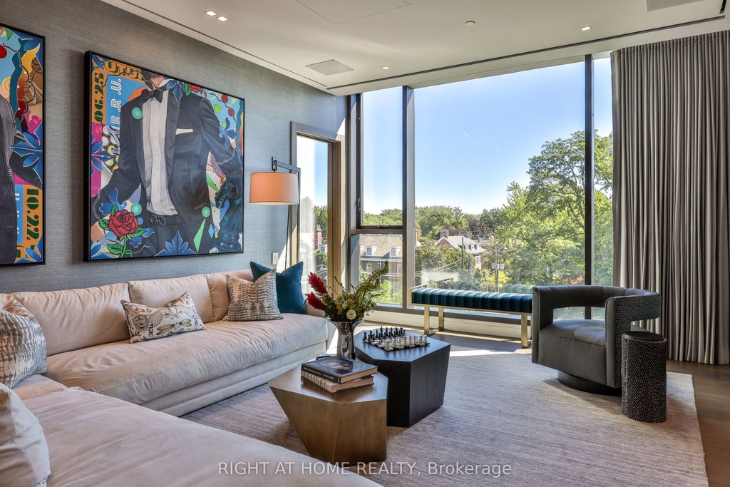 Photo of 1 Roxborough Street E #501, Toronto, ON M4W 1V5 (MLS # C13758324)