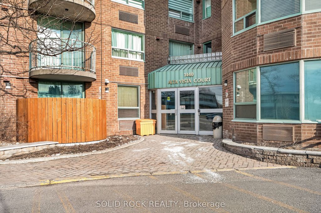 Photo of 1440 Heron Road #901, Hunt Club - South Keys and Area, ON K1V 0X2 (MLS # X12985998)