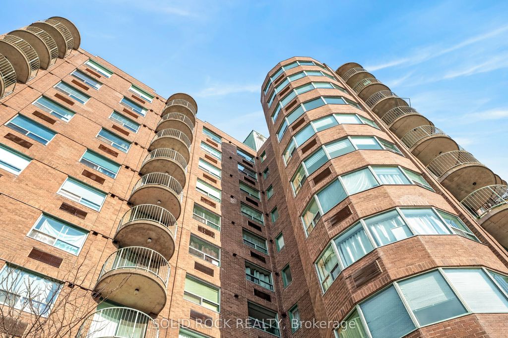 Photo of 1440 Heron Road #901, Hunt Club - South Keys and Area, ON K1V 0X2 (MLS # X12985998)