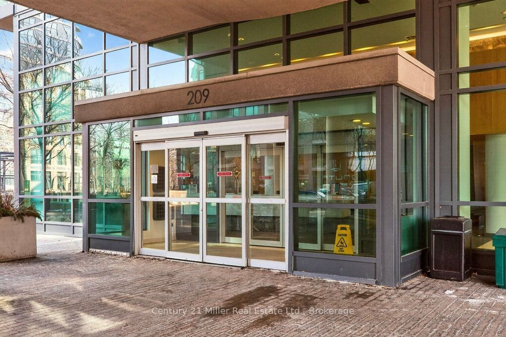 Photo of 209 Fort York Boulevard #562, Toronto, ON M5V 4A1 (MLS # C12848724)