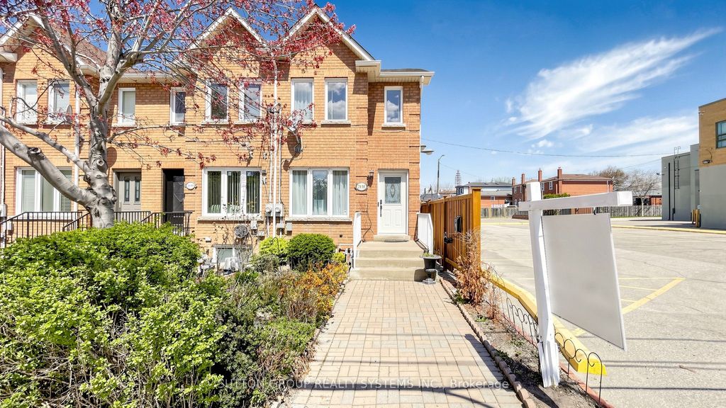 Photo of 2138 Eglinton Avenue W, Toronto, ON M6E 2K8 (MLS # W13082198)