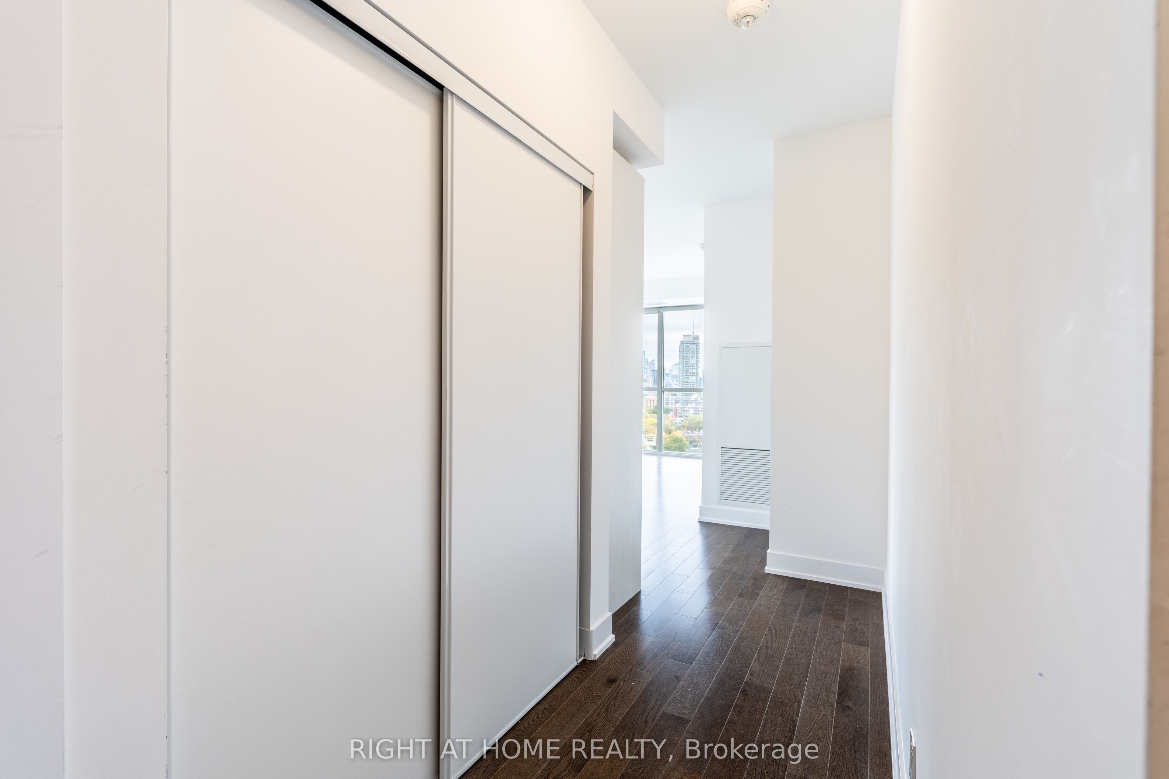 181 Bedford Road 1307