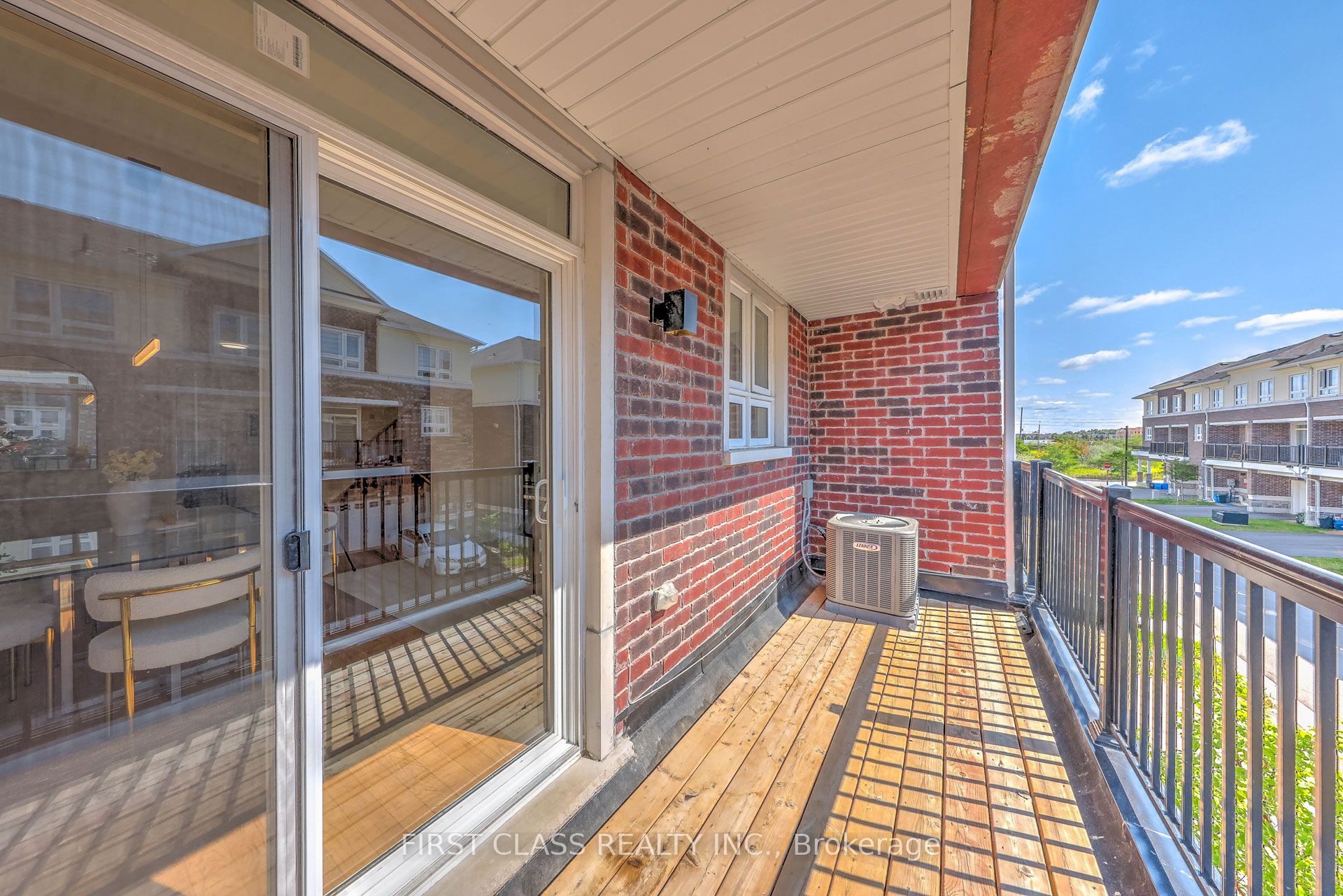 22 Massachusetts Lane