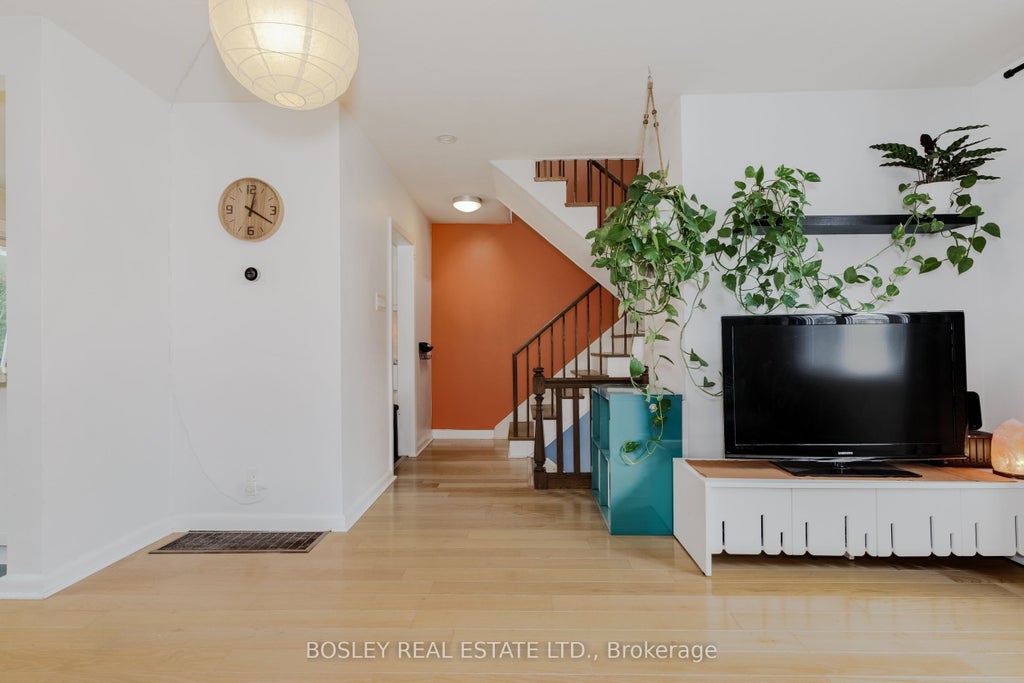 Photo of 2 Cottonwood Drive, Toronto, ON M3C 2B4 (MLS # C13839150)