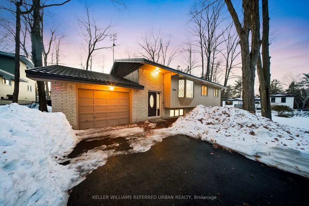 Photo of 3866 Dixon Road, Innisfil, ON L9S 2R9 (MLS # N12863830)