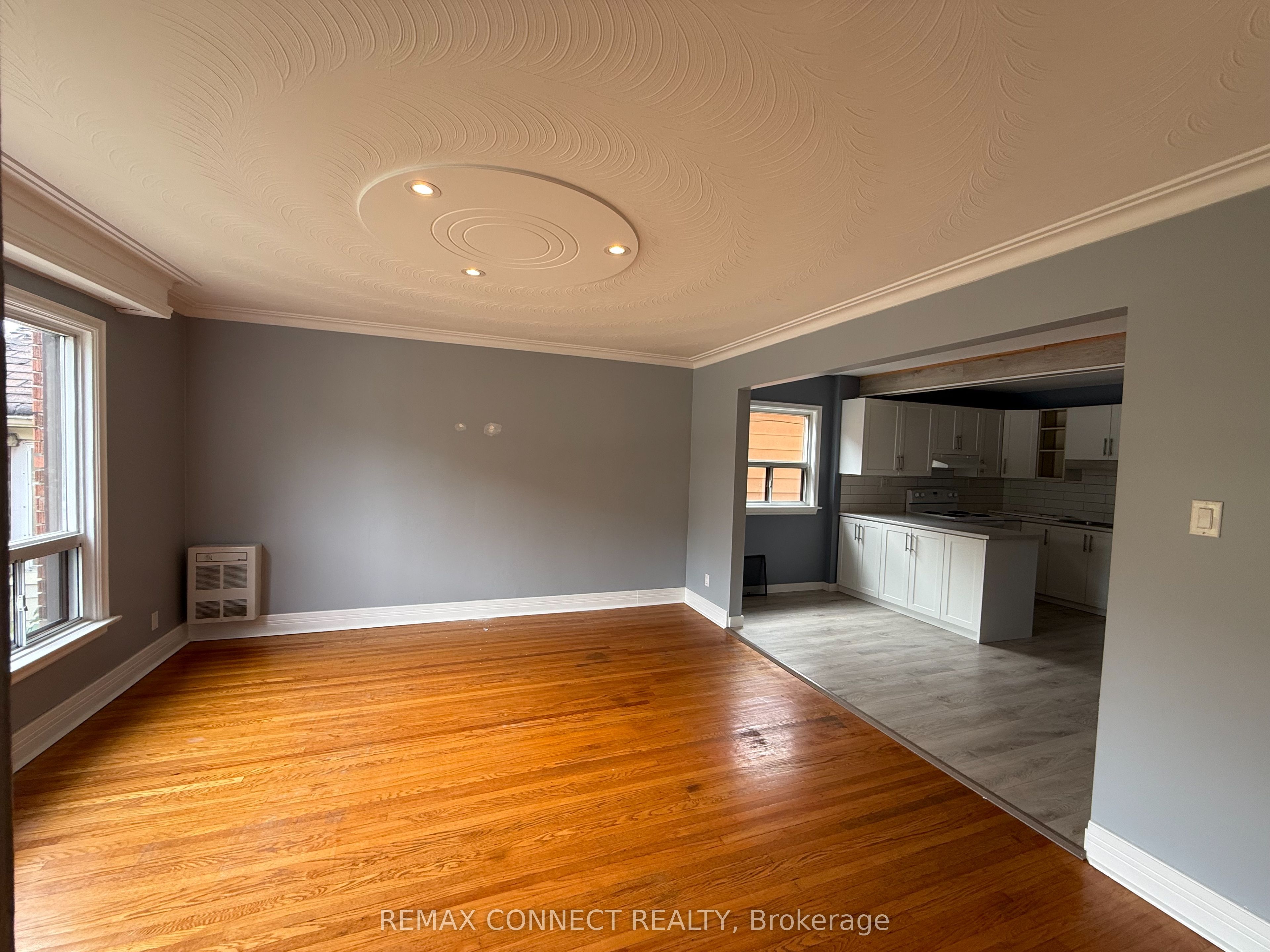 82 Brookside Avenue
