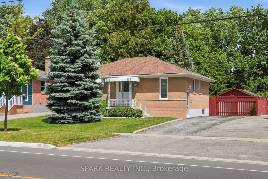 Photo of 416 Delrex Boulevard, Halton Hills, ON L7G 4H9 (MLS # W13464134)