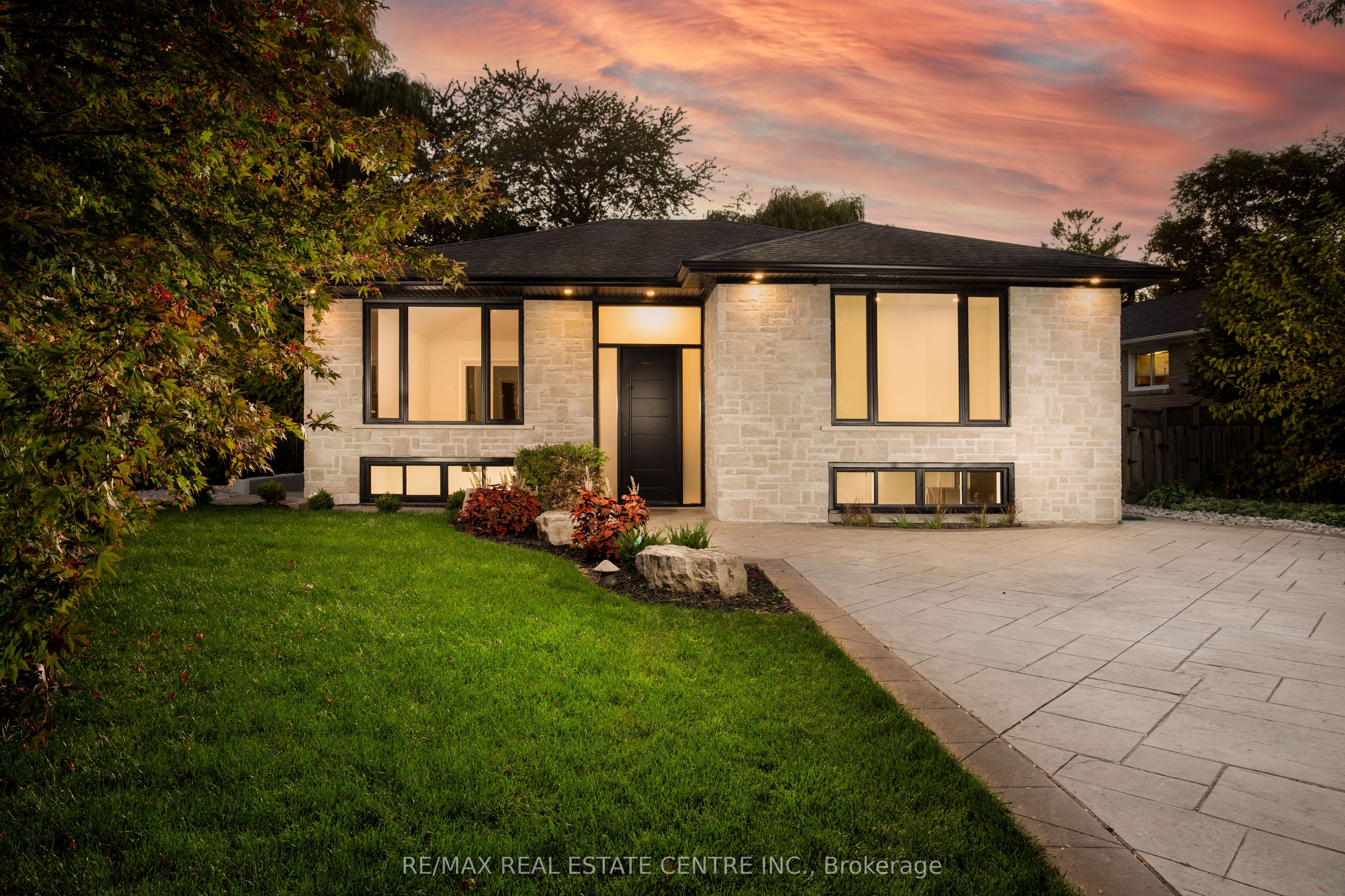 446 Willis Drive