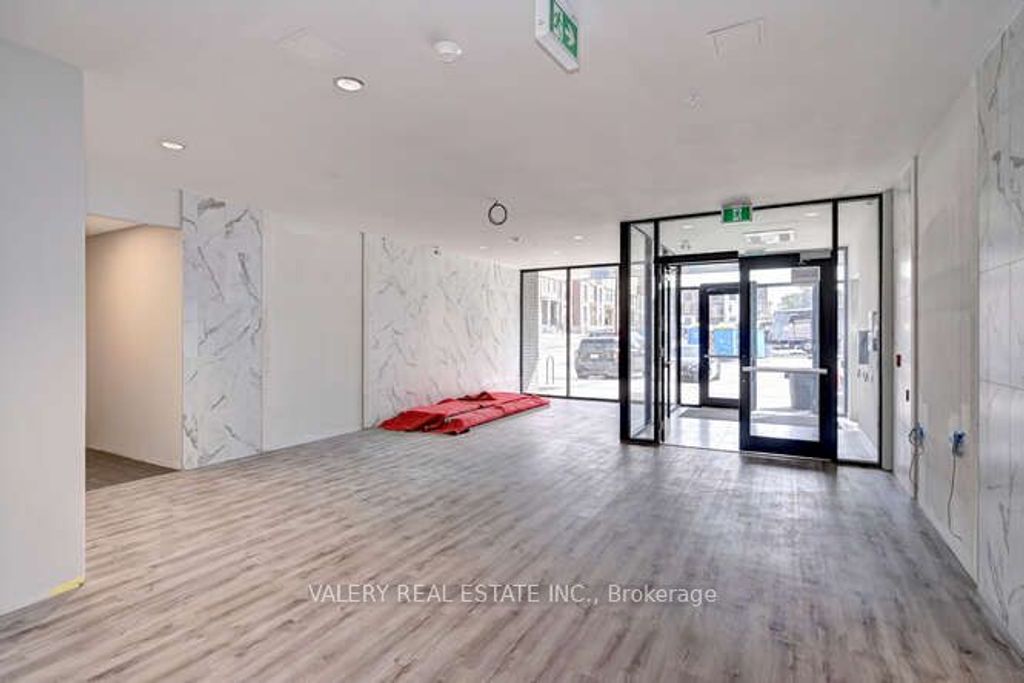 Photo of 103 Roger Street #102, Waterloo, ON N2J 1A4 (MLS # X12864430)