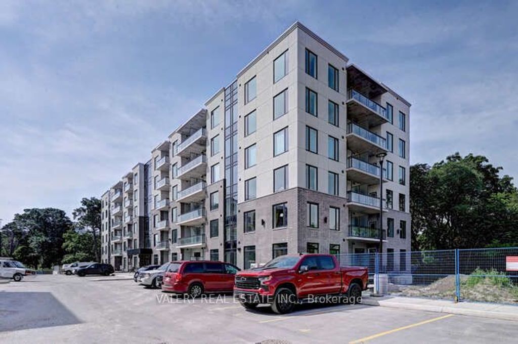 Photo of 103 Roger Street #102, Waterloo, ON N2J 1A4 (MLS # X12864430)