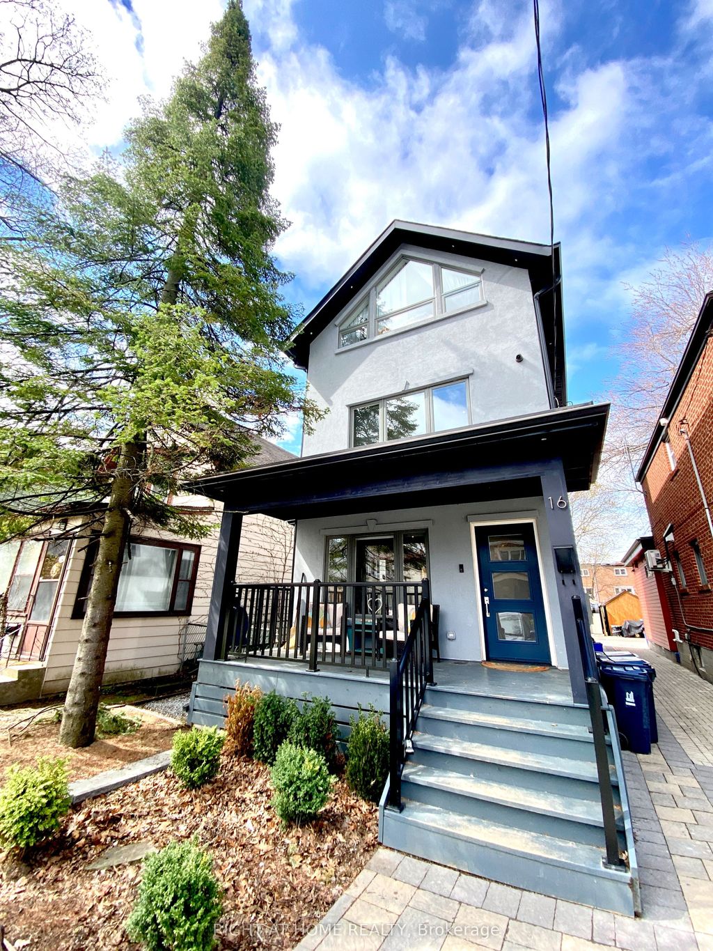 Photo of 16 Woodlee Road, Toronto, ON M4E 2R1 (MLS # E13073212)