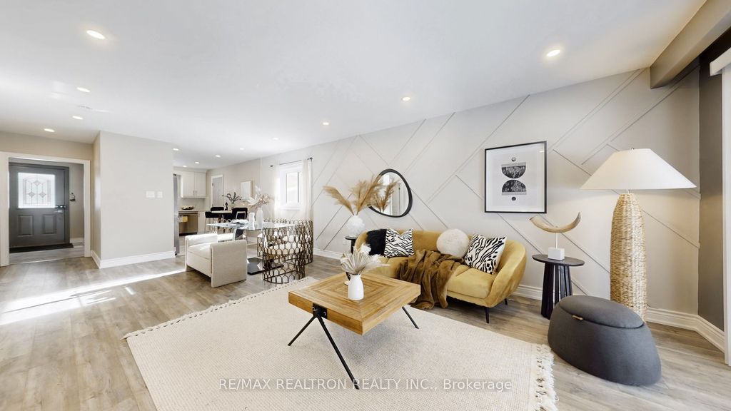 Photo of 188 Hilda Avenue, Toronto, ON M2M 1W1 (MLS # C12746146)