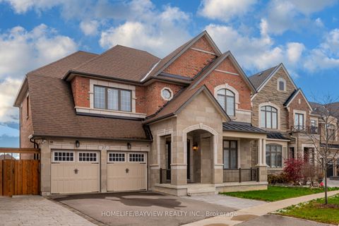 Photo of 17 Lacrosse Trail, Vaughan, ON L4H 4S7 (MLS # N12562356)